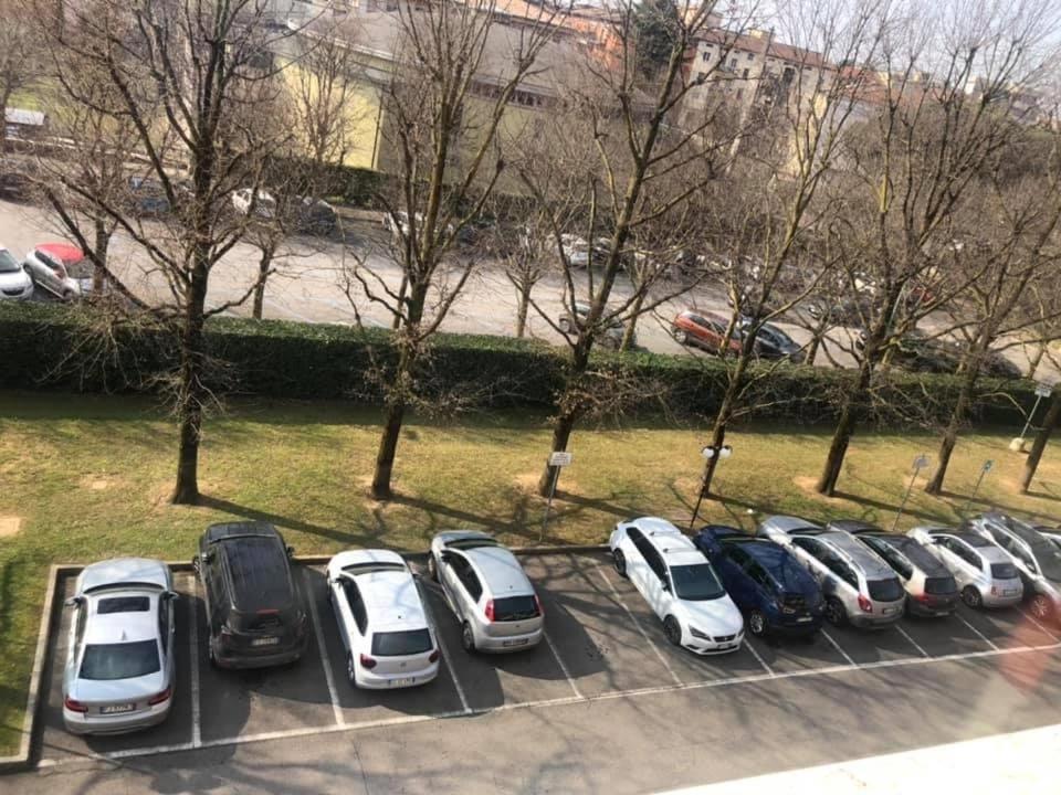 Albergo Casa Dell'Ospite Brescia Exterior foto